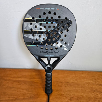 BULLPADEL HACK 04 HYB 2026 PAQUITO NAVARRO (Used Ex-Demo)